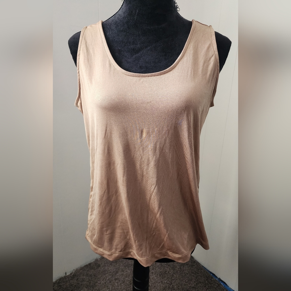 Chico's Travelers Women's Tan Sleeveless Top